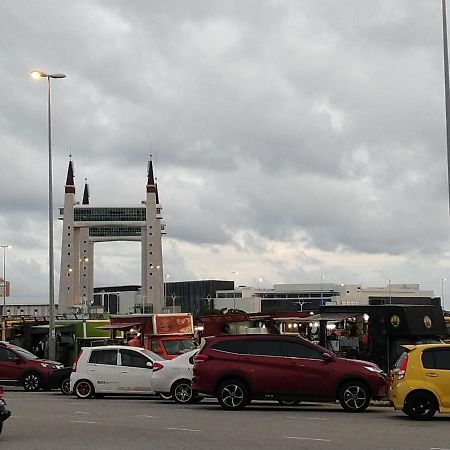 Homestay Kuala Terengganu Near Batu Burok, Hospital Hsnz, Ktcc Mall, Drawbridge C Eksteriør bilde